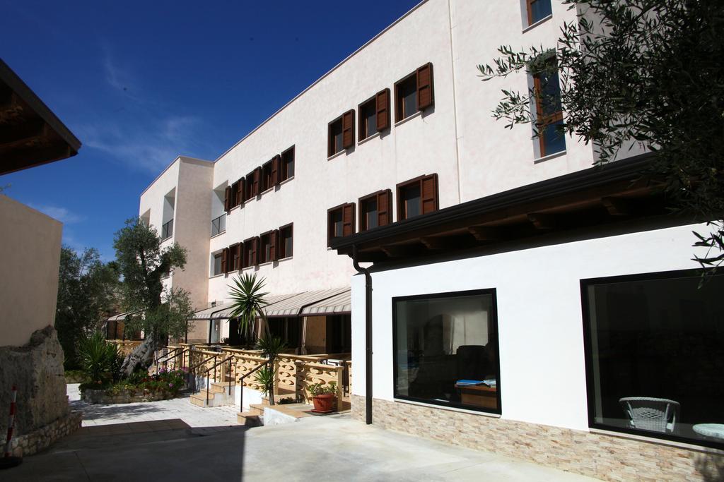 Agricostella Agriturismo ויאסטה מראה חיצוני תמונה